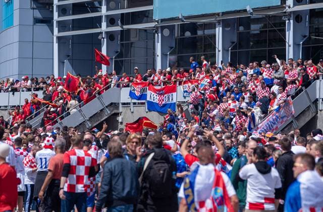 Football, men, season 2023 24, Euro 2024 Group B 2 matchday in Hamburg, Croatia Albania, Croatian and Albanian fans celebrate together in front of the stadium, 19 06 2024, Copyright: xSebastianxRäppold MatthiasxKochx