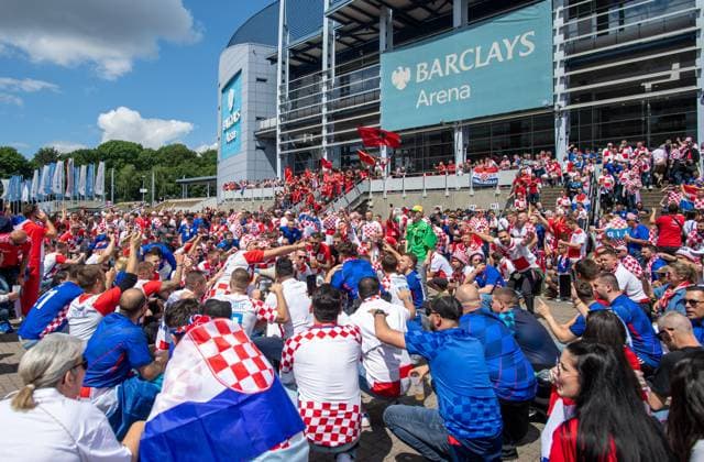Football, men, season 2023 24, Euro 2024 Group B 2 matchday in Hamburg, Croatia Albania, Croatian and Albanian fans celebrate together in front of the stadium, 19 06 2024, Copyright: xSebastianxRäppold MatthiasxKochx
