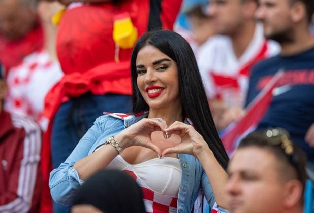 Football, Men, Season 2023 24, Euro 2024 Group B 2 Matchday in Hamburg, Croatia Albania, Miss Croatia Ivana Knöll knolldoll in the stands, 19 06 2024, Copyright: xSebastianxRäppold MatthiasxKochx