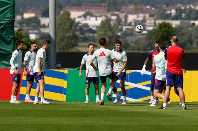 Spain s players attend a training session of the Spanish national team, Nationalteam held in Donaueschingen, Germany, 19 June 2024. Spain will face Italy in a Euro2024 soccer match on 20 June. Training session of Spain !ACHTUNG: NUR REDAKTIONELLE NUTZUNG!  Copyright: xJJxGuillenx GRAF3049 20240619-55013914217_1