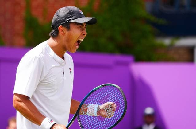 Sport Themen der Woche KW25 Sport Bilder des Tages Qualifier Rinki Hijikata celebrates his second round win over Matteo Arnaldi Cinch Championships, Day 3, Tennis, Queen s Club, London, UK - 19 June 2024  Copyright: xJavierxGarcia Shutterstockx 14543332d