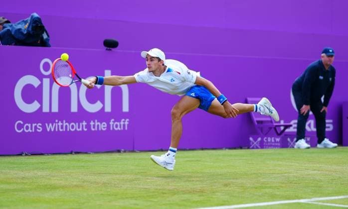 Matteo Arnaldi Cinch Championships, Day 3, Tennis, Queen s Club, London, UK - 19 June 2024  Copyright: xJavierxGarcia Shutterstockx 14543332f