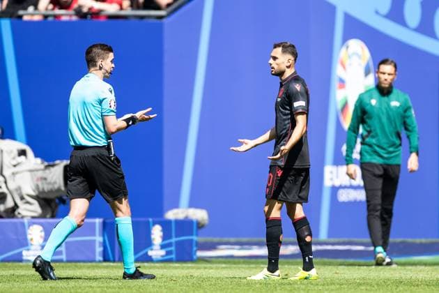 UEFA EURO 2024 Albania Croatia 19 06 2024 Francois Letexier France, referee , a2o UEFA EURO 2024 Croatia Albania Volksparkstadion, Hamburg 19 06 2024 Copyright: xBEAUTIFULxSPORTS Buriakovx