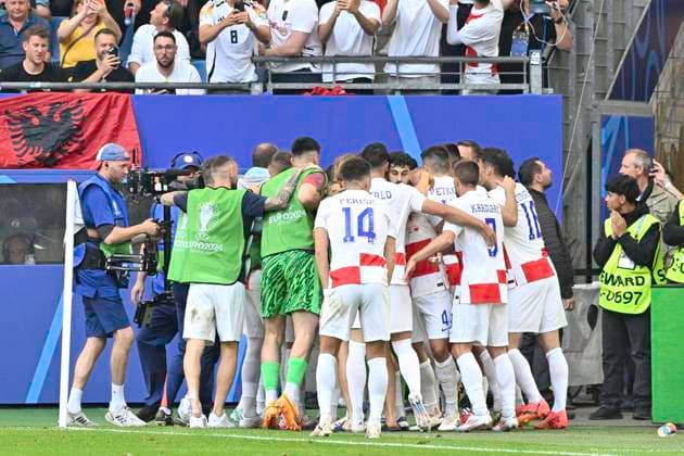 GER, Euro 2024, Group B, Croatia HRV vs Albania ALB 19 06 2024, Volksparkstadion, GER, Euro 2024, Group B, Croatia HRV vs Albania ALB in picture Andrej Kramaric HRV 09 scores the goal to make it 2 1 for Croatia and cheers with the team nordphotoxGmbH xWitke nph00002