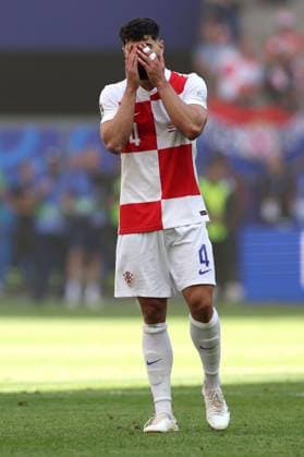 Josko Gvardiol of Croatia dejected Croatia v Albania, UEFA European Championship, EM, Europameisterschaft 2024, Group B, Football, Volksparkstadion, Hamburg, Germany, 19 Jun 2024 EDITORIAL USE ONLY No use with unauthorised audio, video, data, fixture lists, club league logos or live services. Online in-match use limited to 120 images, no video emulation. No use in betting, games or single club league player publications. Copyright: xPaulxCurrie Shutterstockx 14543648cb