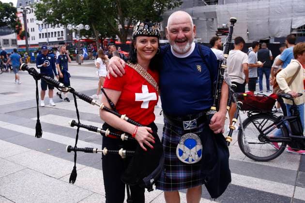 Scotland v Switzerland UEFA EURO, EM, Europameisterschaft,Fussball 2024 Group A The Scotland and Switzerland fans ahead of the UEFA Euro 2024 Group A match between Scotland and Switzerland at RheinEnergieStadion, Cologne Copyright: xPaulxChestertonx FIL-20271-0042 UK Newspapers OUT