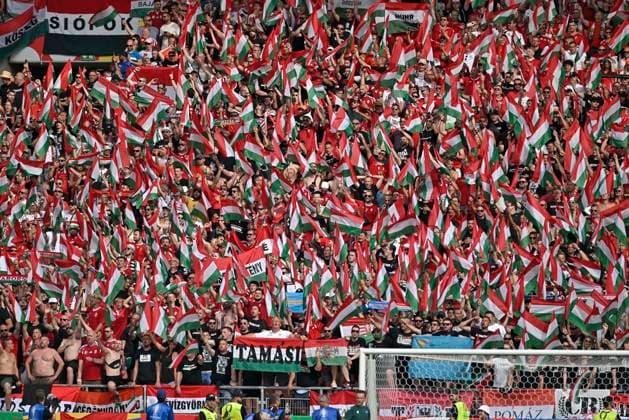 19 06 2024, Football UEFA EURO 2024, preliminary round, match day 2, Germany Hungary, in the Stuttgart Arena The Hungarian fans celebrate