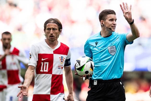 UEFA EURO 2024 Albania Croatia 19 06 2024 Francois Letexier France, referee UEFA EURO 2024 Albania Croatia Volksparkstadion, Hamburg 19 06 2024 Copyright: xBEAUTIFULxSPORTS Buriakovx