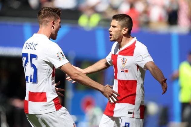 HAMBURG 19.06.2024 MECZ II RUNDA GRUPA B MISTRZOSTW EUROPY 2024: CHORWACJA - ALBANIA --- FIRST ROUND GROUP B UEFA EURO, EM, Europameisterschaft,Fussball 2024 MATCH: CROATIA - ALBANIA LUKA SUCIC ANDREJ KRAMARIC FOT. PIOTR KUCZA FOTOPYK NEWSPIX.PL --- Newspix.pl  240619PYK2064