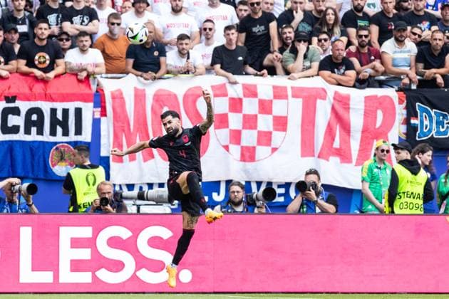 UEFA EURO 2024 Albania Croatia 19 06 2024 Elseid Hysaj Albania, 4 UEFA EURO 2024 Croatia Albania Volksparkstadion, Hamburg 19 06 2024 Copyright: xBEAUTIFULxSPORTS Buriakovx