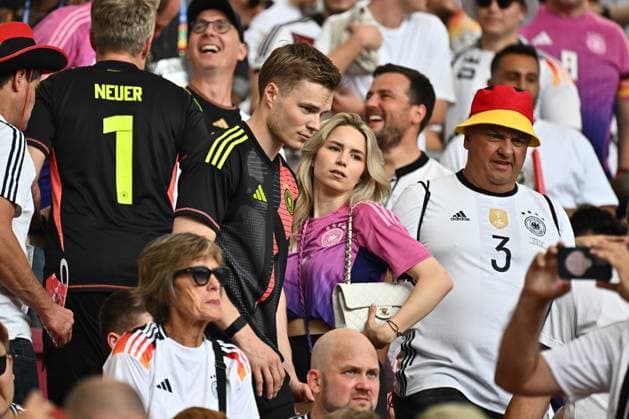 19 06 2024, xscotx, European Football Championship 2024, Germany Hungary, emspor, f l Christopher Bissel and Anika Bissel wife of Manuel Neuer Germany, 1 Stuttgart