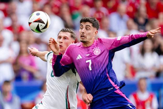 240619 Adam Nagy of Hungary and Kai Havertz of Germany during the UEFA Euro 2024 Football Championship match between Germany and Hungary on June 19, 2024 in Stuttgart Photo Jesper Zerman BILDBYRAN kod JZ JZ0542 fotboll football soccer fotballs em europamästerskap em uefa euro uefa european football championship euro 2024 tyskland germany hungary bbeng  Copyright: JESPERxZERMAN BB240619JZ052