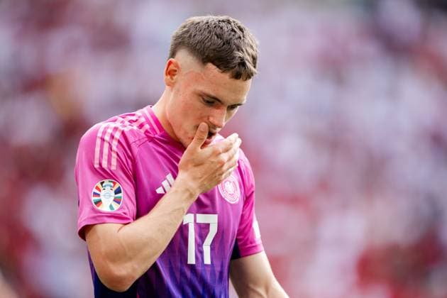 240619 Florian Wirtz of Germany looks dejected during the UEFA Euro 2024 Football Championship match between Germany and Hungary on June 19, 2024 in Stuttgart Photo Jesper Zerman BILDBYRAN kod JZ JZ0542 fotboll football soccer fotballs em europamästerskap em uefa euro uefa european football championship euro 2024 tyskland germany hungary bbeng depp  Copyright: JESPERxZERMAN BB240619JZ053