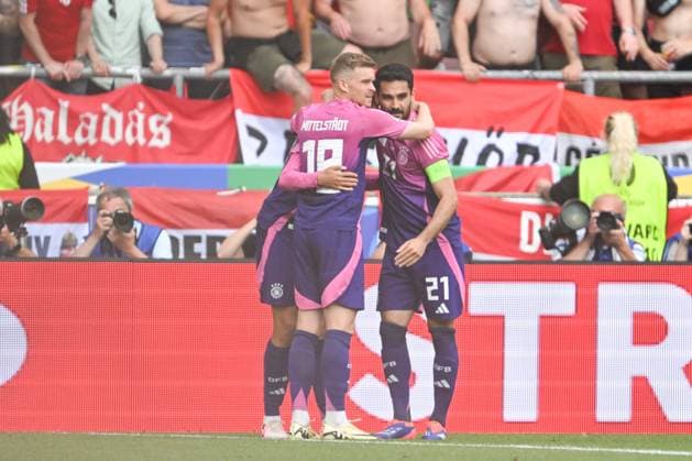 Euro 2024 Germany Hungary on 19 06 2024 in the MHPArena in Stuttgart Cheering, goal celebration, goal scorer, goal scorer Jamal Musiala Germany cheers after his goal for 1 0 MT