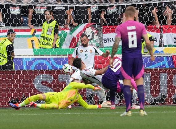 19 06 2024, Stuttgart Arena, Stuttgart, GER, EM UEFA 2024, Group A, Germany vs Hungary, in the picture Jamal Musiala Germany scores the goal for 1 0 Defodi 506 20240619 hbr 2544 Defodi-506