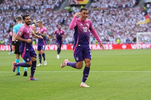 19 06 2024, Football UEFA EURO 2024, Preliminary round, Matchday 2, Germany Hungary, at Stuttgart Arena Goal celebration Jamal Musiala Germany