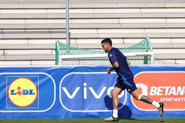 Training Session Lorenzo Pellegrini of Italy during Italy training session on the eve of their UEFA EURO, EM, Europameisterschaft,Fussball 2024 Group B football match against Spain at Hemberg-Stadion on June 19, 2024 in Iserlohn, Germany . Iserlohn Hemberg-Stadion Germany Copyright: xMarcoxCanonierox