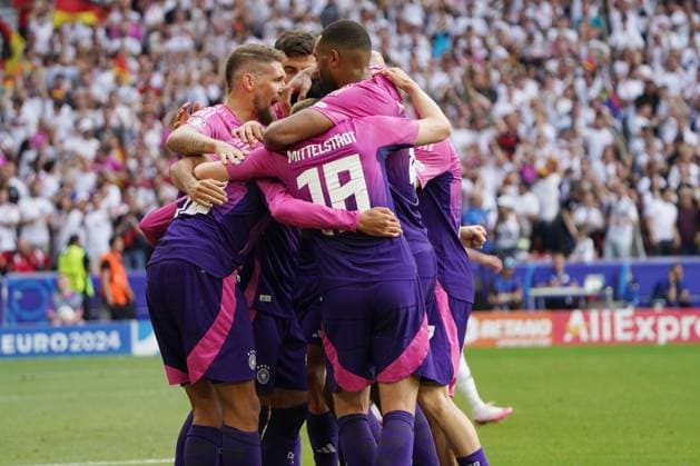 EURO 2024, football, UEFA Euro 2024, EM 2024, group stage, Group A, Germany Hungary, 19 06 2024, Stuttgartarena Stuttgart Germany, cheer