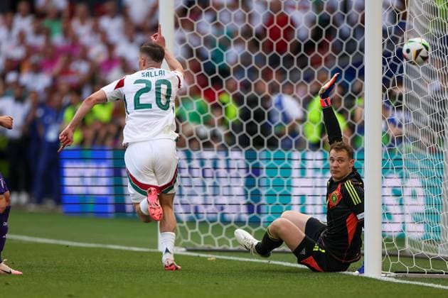 Stuttgart, Arena Stuttgart Wednesday, June 19, 2024 UEFA EURO 2024 Germany, Group A stage Matchday 2 Group A Germany Hungary, Roland Sallai Hungary was offside no goal , goalkeeper, goalkeeper Manuel Neuer Germany Copyright: JoaquimxFerreira
