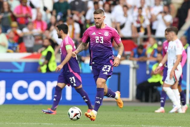 Robert Andrich 23 Germany , Germany vs Hungary, Football, UEFA Euro 2024, Group stage, Matchday 2, 19 06 2024 Stuttgart Baden Wuerttemberg Germany Copyright: xkolbert-press ChristianxKolbertx
