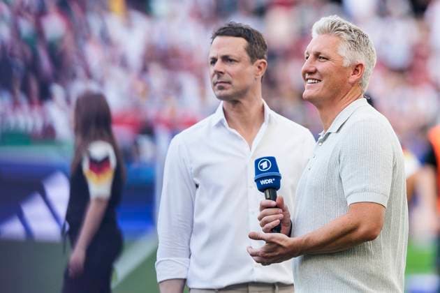 UEFA EURO 2024 Germany Hungary 19 06 2024 Alexander Bommes, Bastian Schweinsteiger UEFA EURO 2024 Germany Hungary Stuttgart Arena, Stuttgart on 19 06 2024 Copyright: xBEAUTIFULxSPORTS Wunderlx