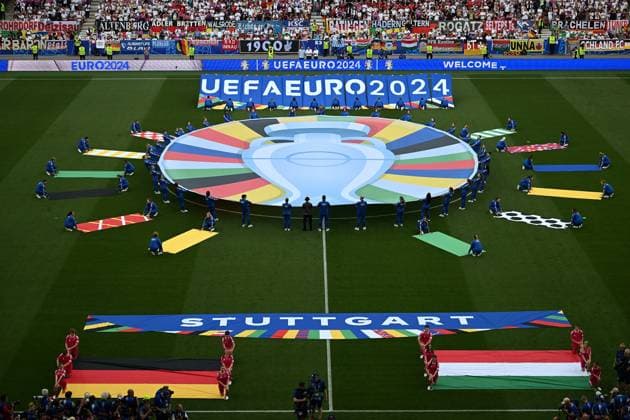19 06 2024, xjhx, European Football Championship 2024, Germany Hungary emspor, v l stadium view interior, grass UEFA REGULATIONS PROHIBIT ANY USE OF PHOTOGRAPHS as IMAGE SEQUENCES and or QUASI VIDEO Stuttgart