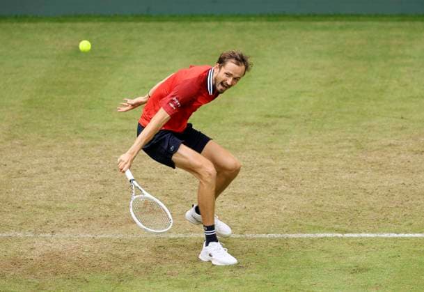 photo No. 3 seed Daniil MEDVEDEV loses in 3 sets against Zhizhen ZHANG CHN Tennis Tournament Terra Wortmann Cup at Gerry Weber Sportpark OWL Arena in Halle Westfalen Wed 19 06 2024