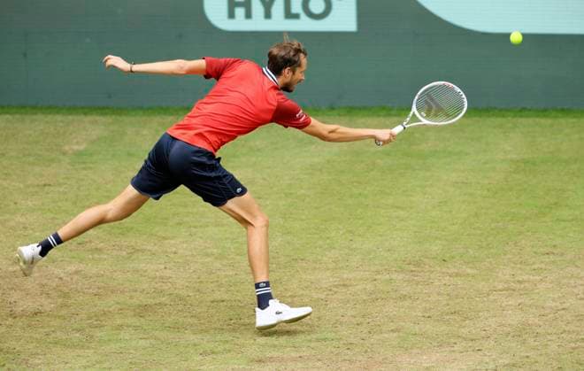 photo No. 3 seed Daniil MEDVEDEV loses in 3 sets against Zhizhen ZHANG CHN Tennis Tournament Terra Wortmann Cup at Gerry Weber Sportpark OWL Arena in Halle Westfalen Wed 19 06 2024