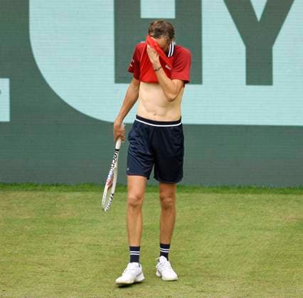 photo No. 3 seed Daniil MEDVEDEV loses in 3 sets against Zhizhen ZHANG CHN Tennis Tournament Terra Wortmann Cup at Gerry Weber Sportpark OWL Arena in Halle Westfalen Wed 19 06 2024