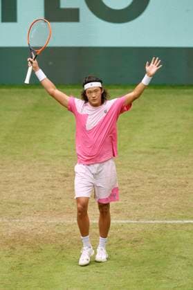 photo Zhizhen ZHANG CHN defeats No. 3 seed Daniil MEDVEDEV in the 2nd round in a hard-fought 3 sets Tennis Tournament Terra Wortmann Cup at Gerry Weber Sportpark OWL Arena in Halle Westfalen Wed 19 06 2024