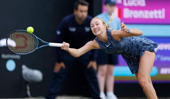 19th June 2024; Edgbaston Priory Club, Birmingham, England: Rothesay Tennis Classic Birmingham, Day 3; Anastasia Potapova in her womens singles match against Lucia Bronzetti (ITA)  ActionPlus12656961 RogerxEvans