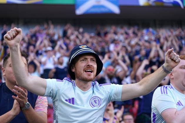 2024-06-19 Scotland v Switzerland - Group A - UEFA EURO, EM, Europameisterschaft,Fussball 2024 COLOGNE, GERMANY - JUNE 19: supporter Scotland during the Group A - UEFA EURO 2024 match between Scotland and Switzerland at Cologne Stadium on June 19, 2024 in Cologne, Germany. (Photo by Joris Verwijst BSR Agency) Cologne Germany Content not available for redistribution in The Netherlands directly or indirectly through any third parties. Copyright: xBSRxAgencyx
