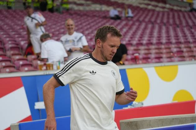 Germany coach Julian Nagelsmann Germany Germany visits his girlfriend Lena Wurzenberger after the match and high-fives with fans in the stands Stuttgart 19 06 2024 Germany vs Hungary, EURO2024, Group A, M14, EM Arena Stuttgart