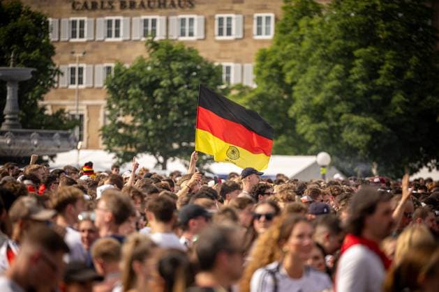 Fans of the German national team cheer and celebrate at the fan festival with public viewing on Stuttgarts Schlossplatz during the second group match against Hungary Stuttgart, EURO2024 Fan Festival Schlossplatz, 19 06 2024 Stuttgart Copyright: xDennisxDuddek xEibnerxPressefotox EP_DDK