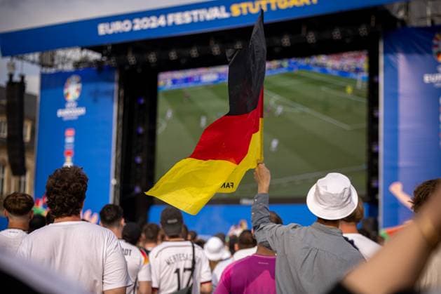 Fans of the German national team cheer and celebrate at the fan festival with public viewing on Stuttgarts Schlossplatz during the second group match against Hungary Stuttgart, EURO2024 Fan Festival Schlossplatz, 19 06 2024 Stuttgart Copyright: xDennisxDuddek xEibnerxPressefotox EP_DDK