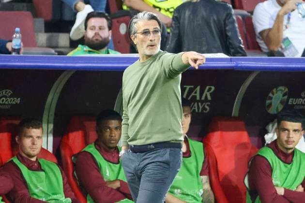 Murat Yakin Switzerland, Coach , Football, UEFA , European Championship, Group A 2024, Scotland vs Switzerland, 19 06 2024, Cologne Stadium, Cologne, Germany Cologne Cologne Stadium North Rhine-Westphalia Germany Copyright: xGrantxHubbsx