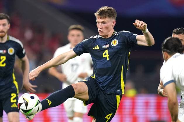 2024-06-19 Scotland v Switzerland - Group A - UEFA EURO, EM, Europameisterschaft,Fussball 2024 COLOGNE, GERMANY - JUNE 19: Scott McTominay of Scotland controls the ball during the Group A - UEFA EURO 2024 match between Scotland and Switzerland at Cologne Stadium on June 19, 2024 in Cologne, Germany. (Photo by Joris Verwijst BSR Agency) Cologne Germany Content not available for redistribution in The Netherlands directly or indirectly through any third parties. Copyright: xBSRxAgencyx