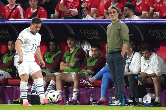 2024-06-19 Scotland v Switzerland - Group A - UEFA EURO, EM, Europameisterschaft,Fussball 2024 COLOGNE, GERMANY - JUNE 19: Coach Murat Yakin of Switzerland looking at Xherdan Shaqiri of Switzerland during the Group A - UEFA EURO 2024 match between Scotland and Switzerland at Cologne Stadium on June 19, 2024 in Cologne, Germany. (Photo by Joris Verwijst BSR Agency) Cologne Germany Content not available for redistribution in The Netherlands directly or indirectly through any third parties. Copyright: xBSRxAgencyx
