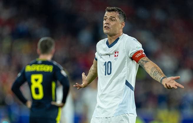 Football - UEFA EURO, EM, Europameisterschaft,Fussball 2024 - Group A - Scotland v Switzerland COLOGNE, GERMANY - Wednesday, June 19, 2024: Switzerland s captain Granit Xhaka during the UEFA Euro 2024 Group A match between Scotland and Switzerland at the Müngersdorfer Stadium. (Photo by David Rawcliffe Propaganda) COLOGNE Müngersdorfer Stadium NORTH RHINE-WESTPHALIA GERMANY  Copyright: xDavidxRawcliffex P2024-06-19-Scotland_Switzerland-66