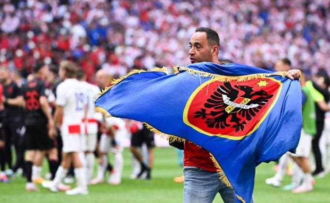 Hamburg, Germany, 190624. Volksparkstadion. UEFA EURO, EM, Europameisterschaft,Fussball 2024. Croatia - Albania, match of the second round of the European Championship, EM, Europameisterschaft group B. In the photo: Albanian fan in the field. Photo: Ante Cizmic CROPIX Hamburg Germany Copyright: xxAntexCizmicx hrvatska_albanija281-190624