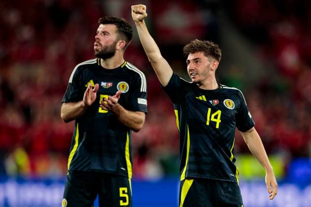 UEFA EURO 2024 Scotland Switzerland 19 06 2024 Billy Gilmour Scotland, 14 clenches his fist in jubilation towards the fans, behind him Grant Hanley Scotland, 5 UEFA EURO 2024 Scotland Switzerland Cologne Stadium, Cologne on 19 06 2024 Copyright: xBEAUTIFULxSPORTS Meuselx