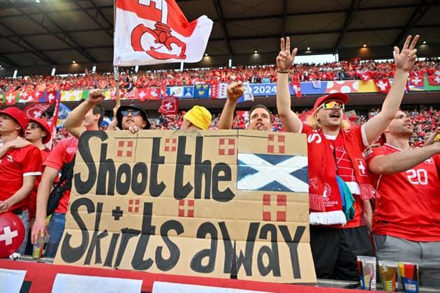 240619 EURO2024 SCOTLAND VS SWITZERLAND fans and supporters of Switzerland pictured ahead of a soccer game between the national teams of Scotland and Switzerland on the 2nd matchday in Group A in the group stage of the UEFA EURO, EM, Europameisterschaft,Fussball 2024 tournament , on Wednesday 19 June 2024 in Cologne , Germany . PHOTO SPORTPIX David Catry Cologne GERMANY  Copyright: xx 465207
