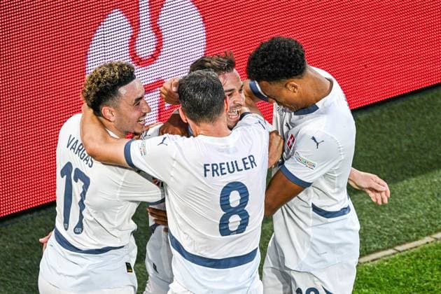 Sport Bilder des Tages 240619 EURO2024 SCOTLAND VS SWITZERLAND Xherdan Shaqiri (23) of Switzerland scores 1-1 and Switzerland celebrates during a soccer game between the national teams of Scotland and Switzerland on the 2nd matchday in Group A in the group stage of the UEFA EURO, EM, Europameisterschaft,Fussball 2024 tournament , on Wednesday 19 June 2024 in Cologne , Germany . PHOTO SPORTPIX Stijn Audooren Cologne Cologne Stadium Germany  Copyright: xSportpix.bex xStijnxAudoorenxStijnxAudoorenx