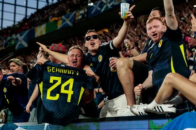 UEFA EURO 2024 Scotland Switzerland 19 06 2024 Scottish fans UEFA EURO 2024 Scotland Switzerland Stadium Cologne, Cologne on 19 06 2024 Copyright: xBEAUTIFULxSPORTS Meuselx