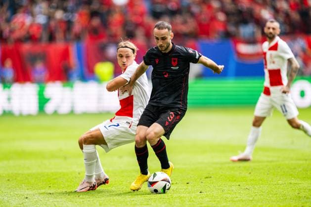 Croatia v Albania, UEFA EURO, EM, Europameisterschaft,Fussball 2024, Hamburg, Germany Hamburg, Germany. 19th, June 2024. Mario Mitaj (3) of Albania and Lovro Majer (7) of Croatia seen during the UEFA Euro 2024 match in Group B between Croatia and the Albania at Volksparkstadion in Hamburg. Hamburg Germany  Copyright: xGonzalesxPhoto FrederikkexJensenx