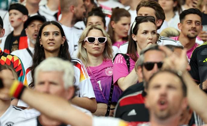19 06 24 Germany Hungary Germany, Stuttgart, 19 06 2024, Football, UEFA Euro 2024, Germany Hungary Anika Bissel Girlfriend of Manuel Neuer Germany