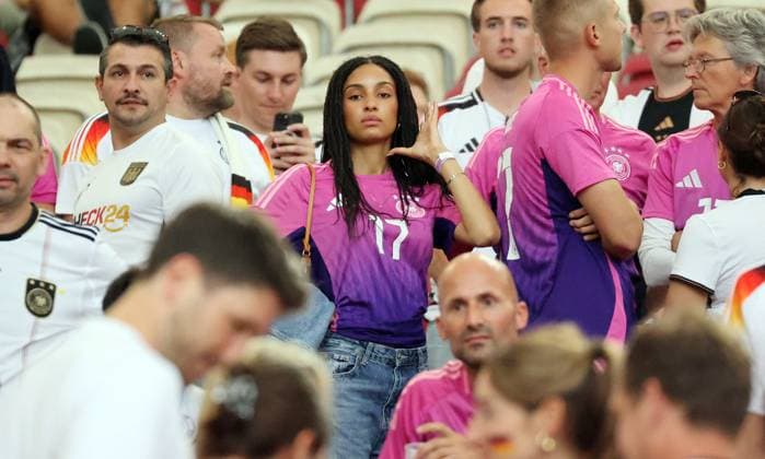 19 06 24 Germany Hungary Germany, Stuttgart, 19 06 2024, Football, UEFA Euro 2024, Germany Hungary Aaliyah girlfriend of Florian Wirtz Germany