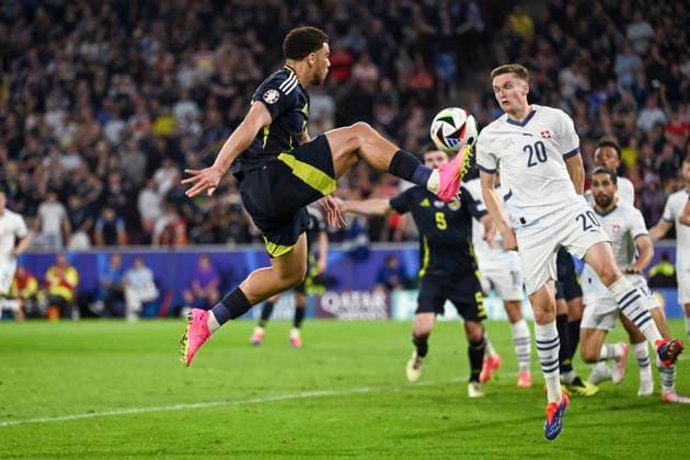 Che Adams (Scotland)Michel Aebischer (Switzerland) during the UEFA EURO, EM, Europameisterschaft,Fussball Germany 2024 match between Switzerland 1-1 Scotland at Cologne Stadium on June 19, 2024 in Cologne, Germany. Noxthirdxpartyxsales  (256971333)