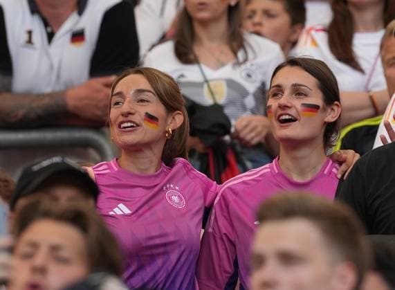 19 06 2024, Stuttgart Arena, Stuttgart, GER, EM UEFA 2024, Group A, Germany vs Hungary, in the picture Lena Wurzenberger, girlfriend of coach Julian Nagelsmann Germany Defodi 506 20240619 hbr 0848 Defodi-506