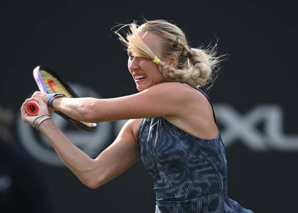 Anastasia Potapova in action during her second round match Rothesay Classic Birmingham, Day 3, Tennis, Edgbaston Priory Club, Birmingham, UK - 19 June 2024  Copyright: xAnnaxGowthorpe Shutterstockx 14543326bz